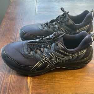 ASICS Men's Black Running Shoes